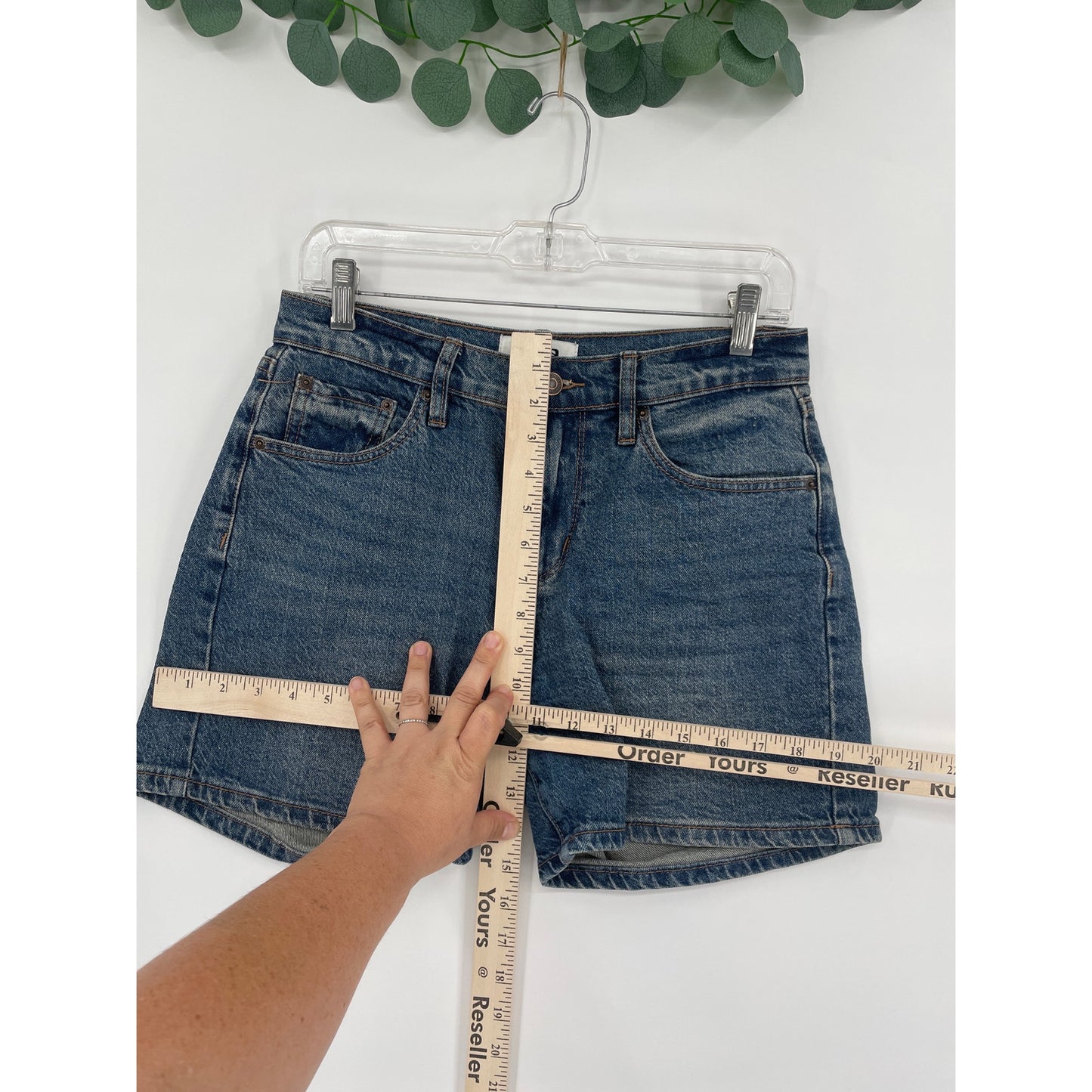 RSG Mid Short Blue Denim Jean Shorts Size 25