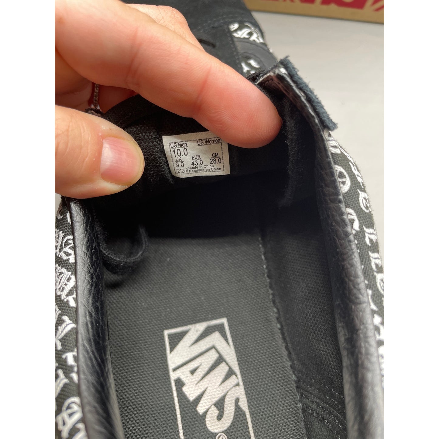 Vans Off The Wall Old School like new Men’s 10