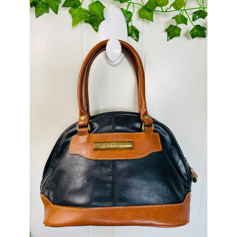 Vintage Carpezio 

Genuine Leather Black & Brown Woman’s Purse
