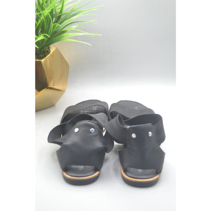 Black Sorel Ella III Size 11 Preloved Leather Flat Sandals With Stretchy Strap