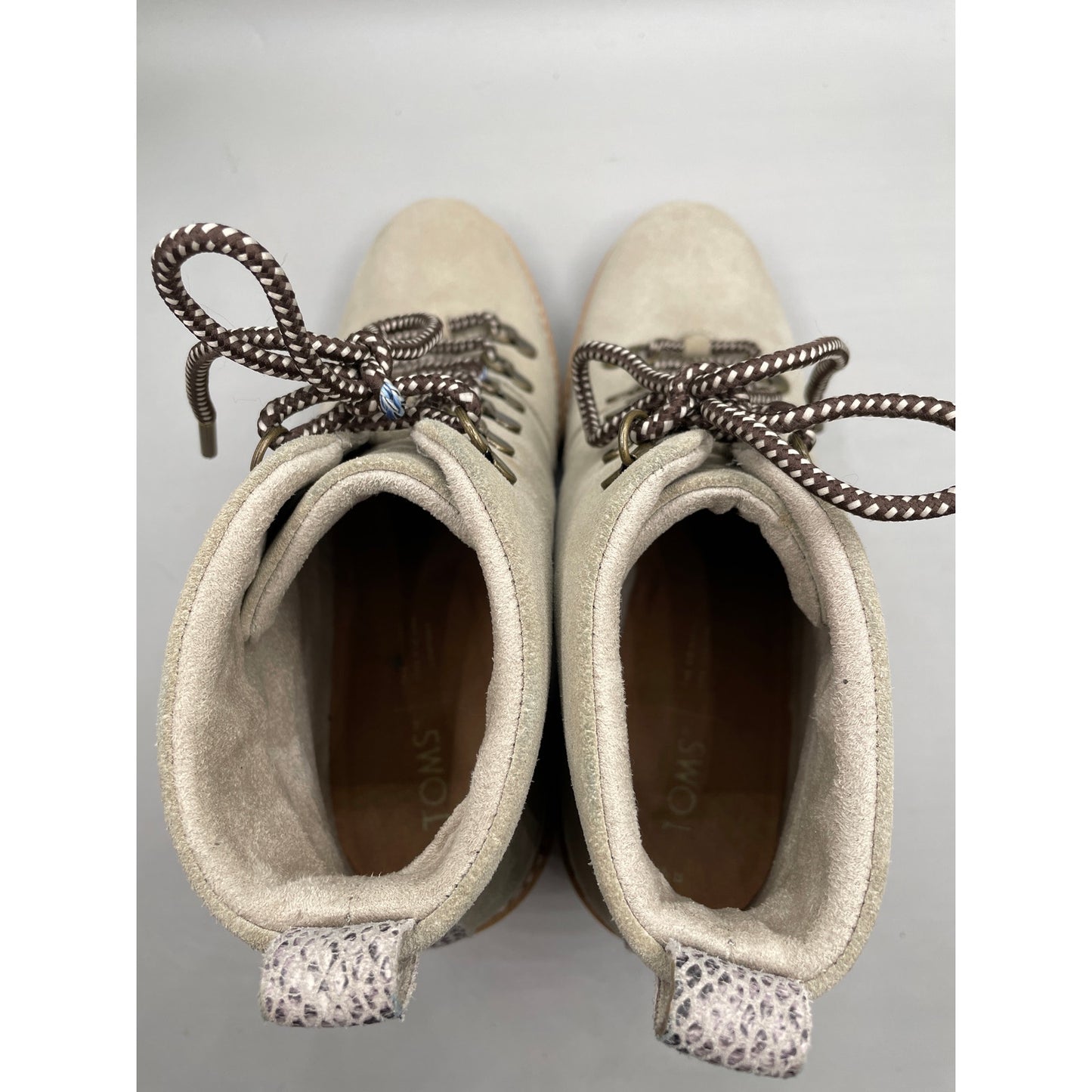 New Toms Wedge Lace Up Tan Woman’s Platform Boots 8