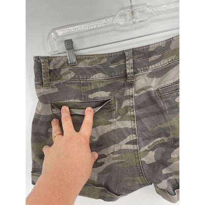 Express Woman Camo Mid-Rise Button-fly Zipper Y2K Shortie Shorts Size 6