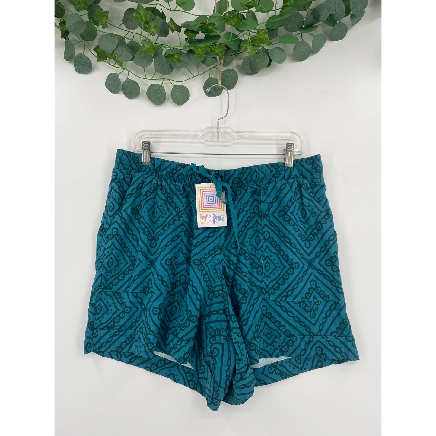 LulaRoe NWT Womans Teal Jessica Shorts Stretch Waist Large