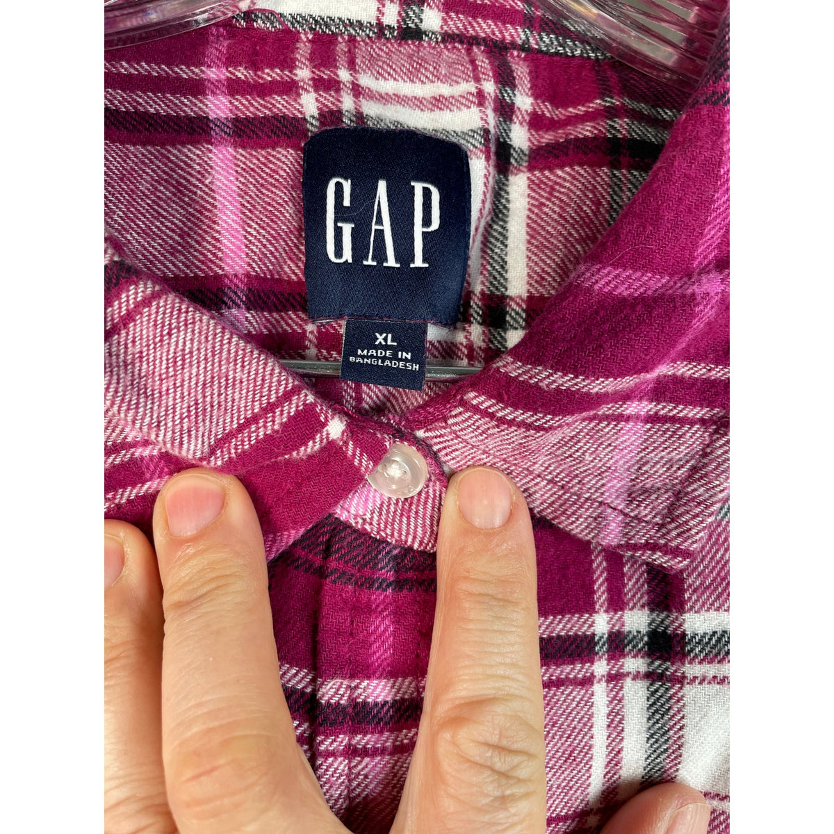 Gap Woman’s Relaxed Fit Boyfriend Plaid Button Down Magenta Cotton Flannel  XL