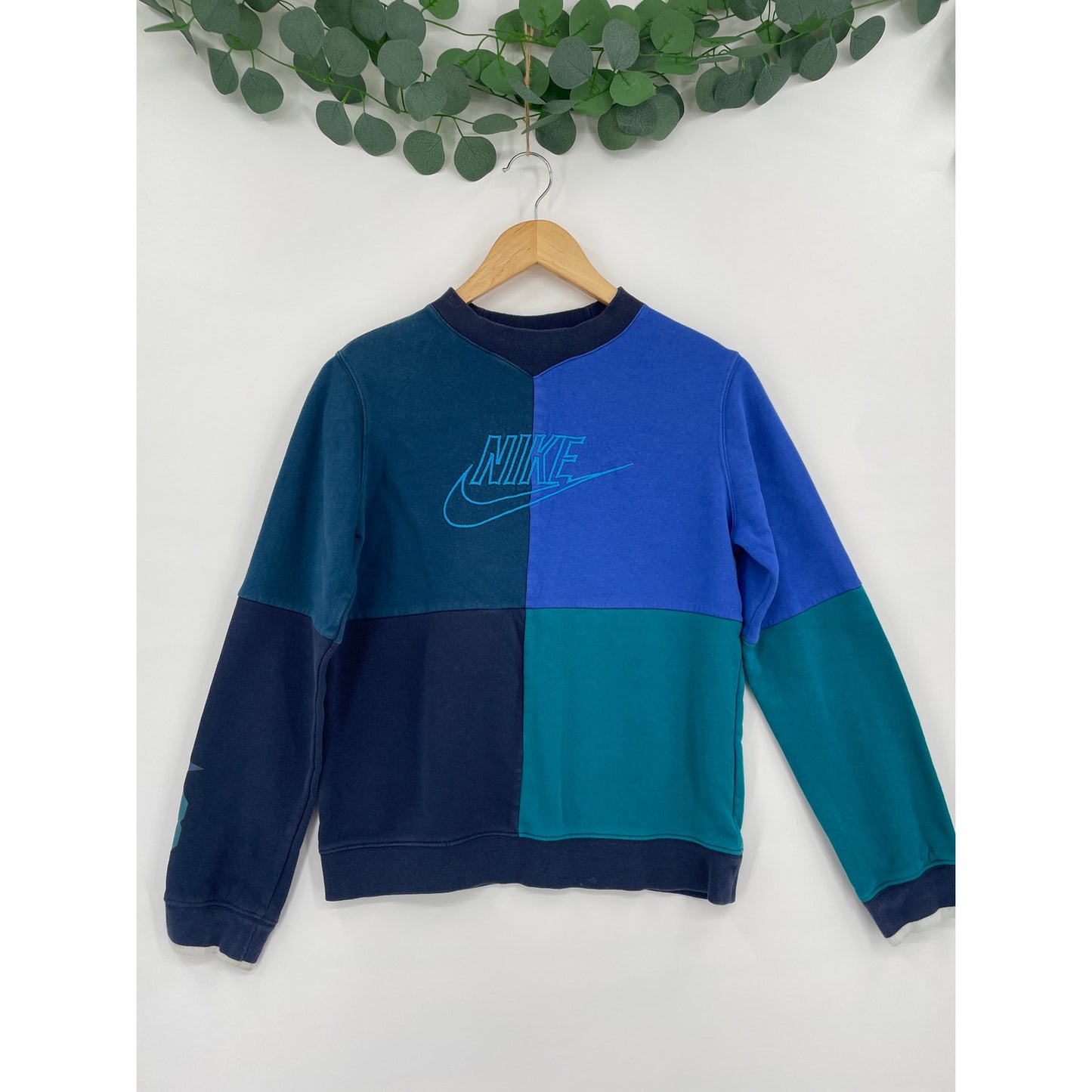 Nike Blue Ribbon Sports Blue Color-block Crewneck Sweater Youth Large