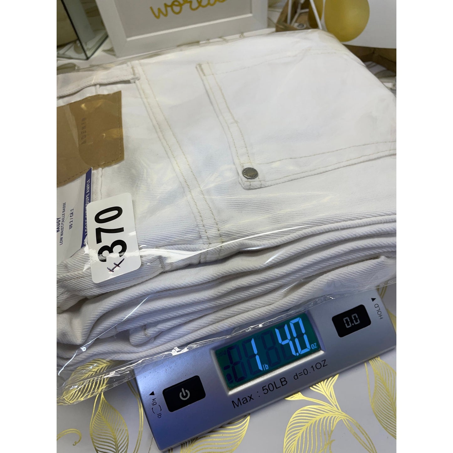 &Denim H&M NWT White Low Waist Baggy Wide Leg Womans Jeans Size 2