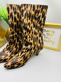 Vince Camuto Size 7.5 Short Heel Leopard Boots