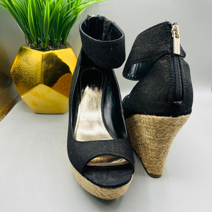 PreLoved Black Jennifer Lopez Wedges