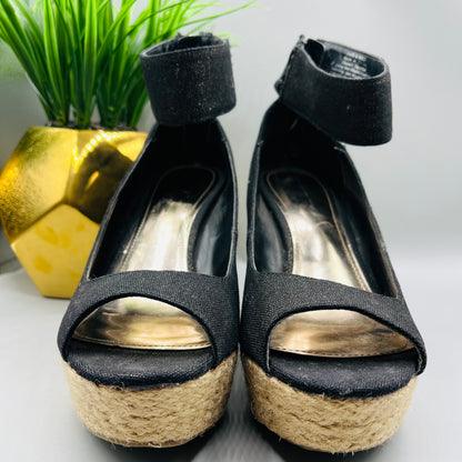 PreLoved Black Jennifer Lopez Wedges