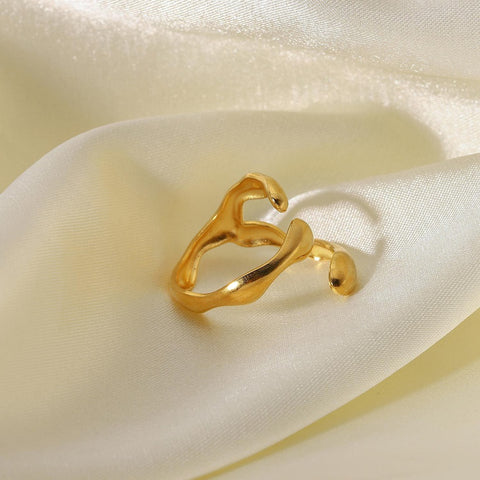Asymmetrical Gold | Ring