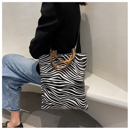Zebra | Tote Bag